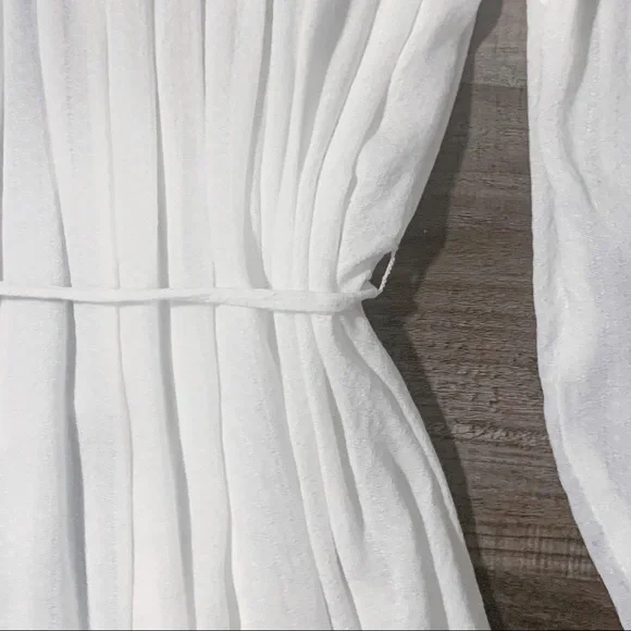 NET MODCLOTH white blouse - Picture 3 of 5